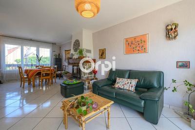 Maison - 100 m² - 5 pièces