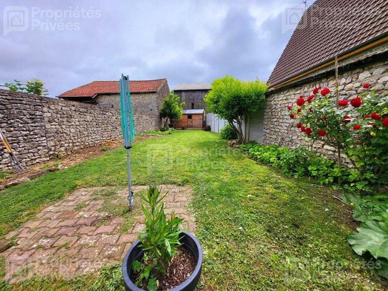 Maison - 104 m² - 6 pièces