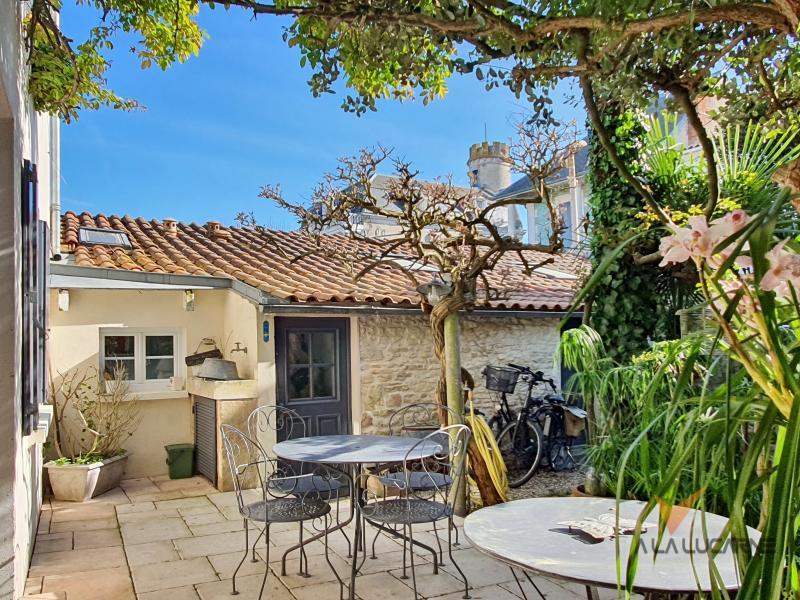 Maison - 175 m² - 8 pièces