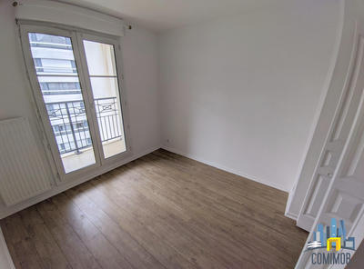 Appartement - 92 m² - 4 pièces