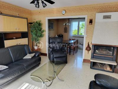 Maison - 85 m² - 4 pièces