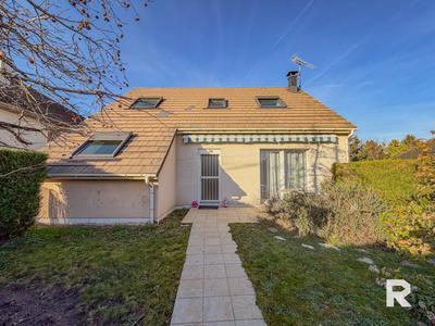 Maison - 117 m² - 5 pièces