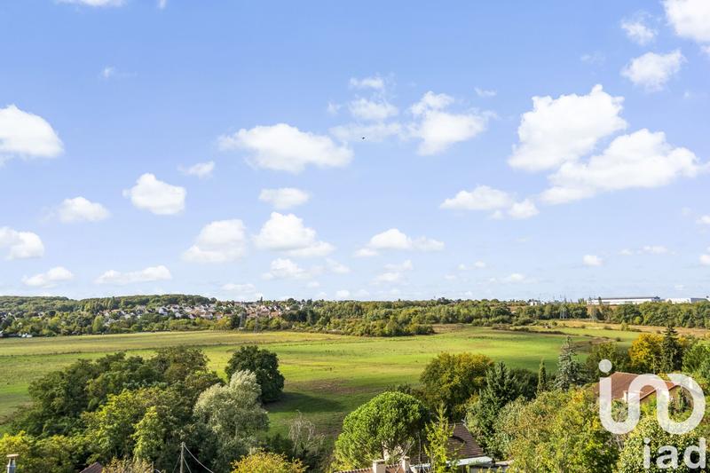 Maison - 230 m² - 7 pièces