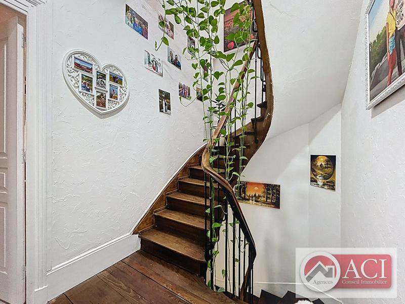 Maison - 140 m² - 7 pièces