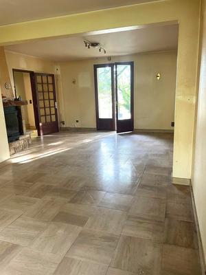 Maison - 98 m² - 5 pièces