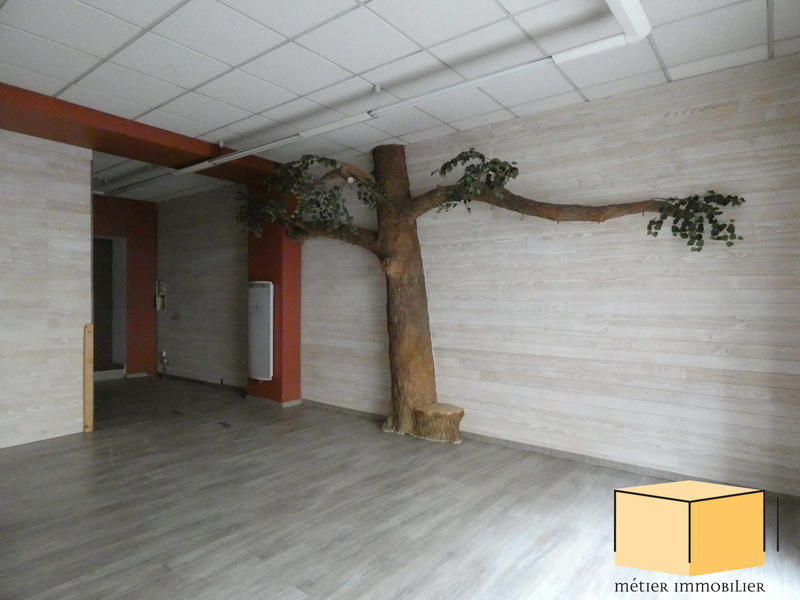 Local commercial - 43 m² - 2 pièces