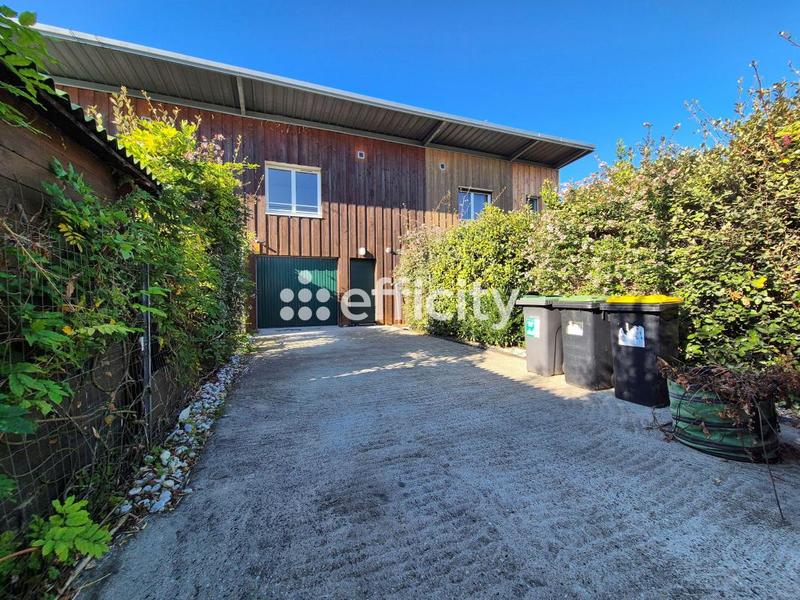 Maison - 92 m² - 4 pièces