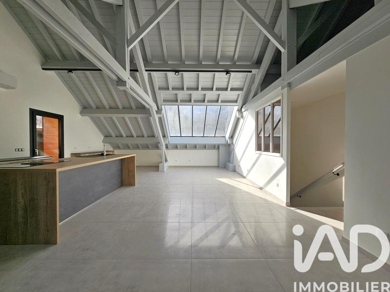 Appartement - 147 m² - 5 pièces