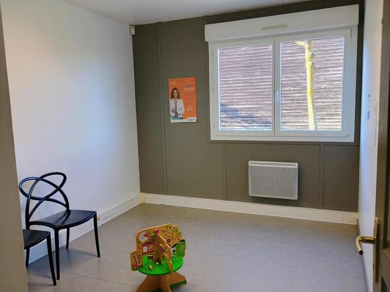 Bureau - 12 m² - 1 pièce