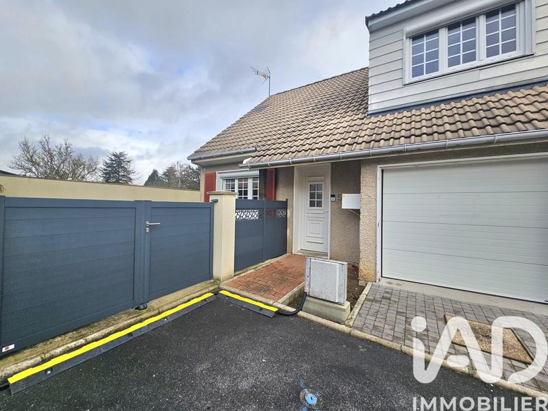 Maison - 95 m² - 4 pièces