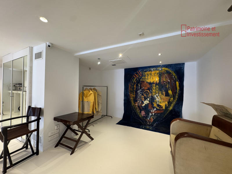 Fonds de commerce - Local commercial - 117 m²