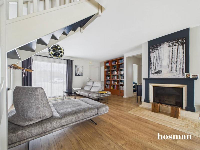 Maison - 172 m² - 8 pièces