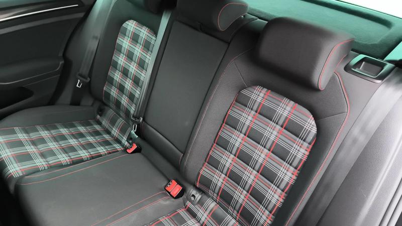 Volkswagen Golf GTi VII 2.0 Tfsi 230 Dsg6 Performance - Automatique