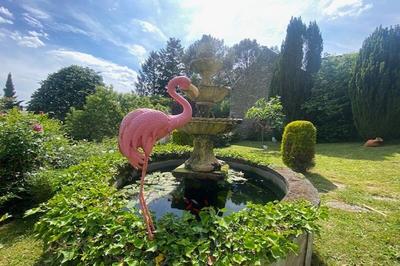 Propriété - 240 m² - 11 pièces