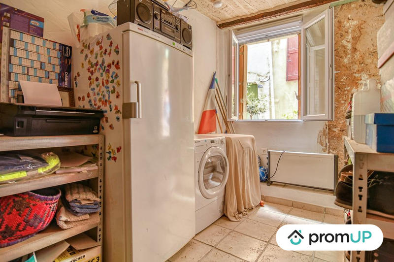 Maison - 92 m² - 5 pièces