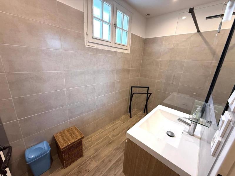 Maison - 190 m² - 6 pièces