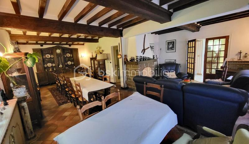 Propriété - 153 m² - 7 pièces