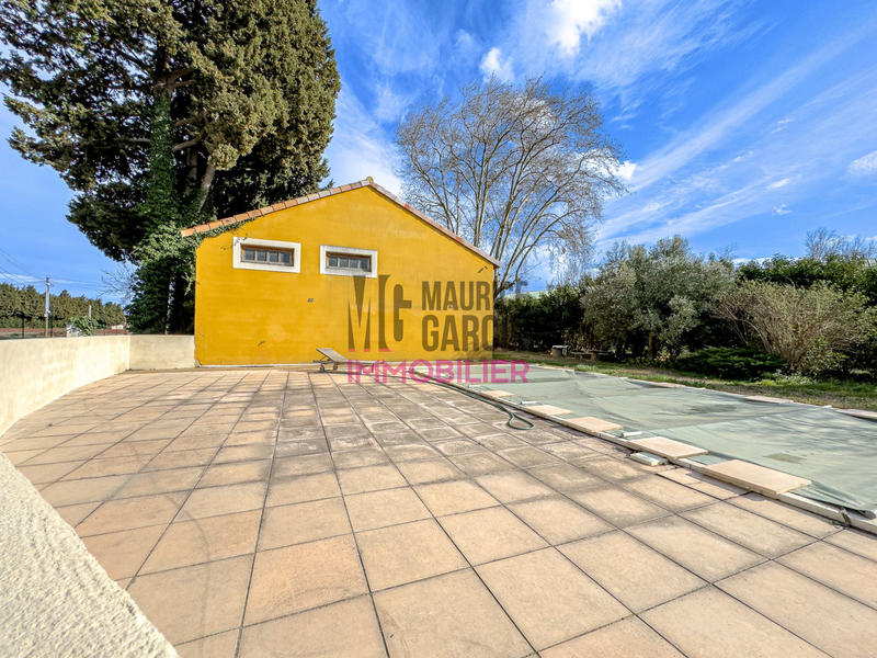 Maison - 276 m² - 8 pièces