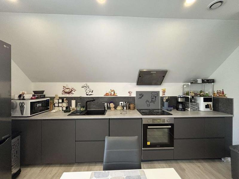 Maison - 210 m² - 7 pièces