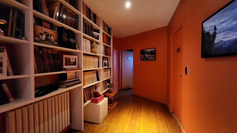 Maison - 305 m² - 10 pièces