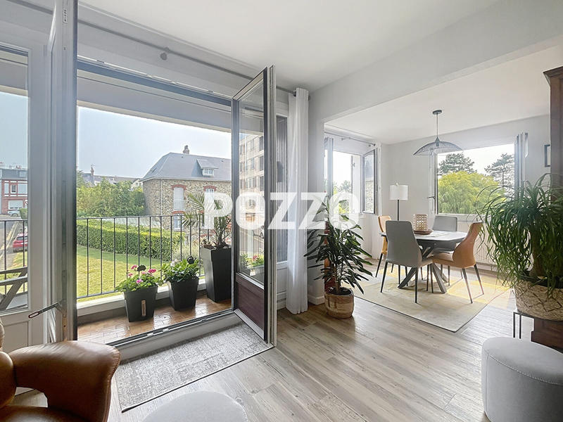 Appartement - 91 m² - 4 pièces