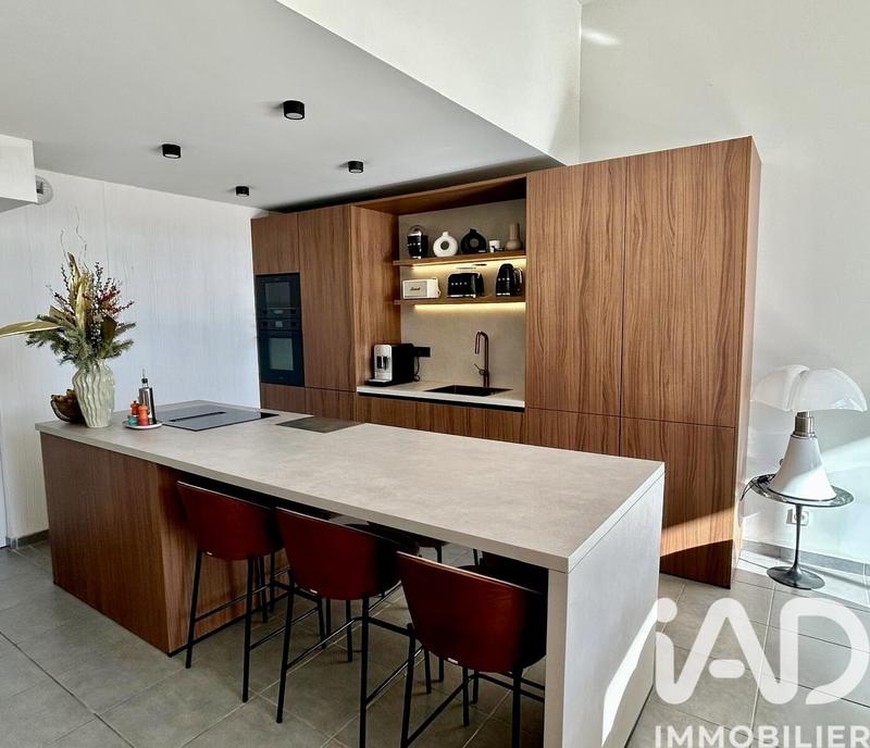 Maison - 85 m² - 3 pièces