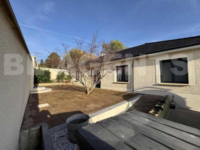 Maison - 134 m² - 5 pièces