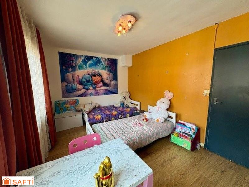 Maison - 102 m² - 7 pièces