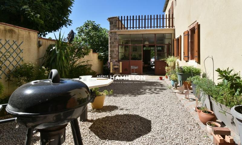 Maison de village - 230 m² - 6 pièces