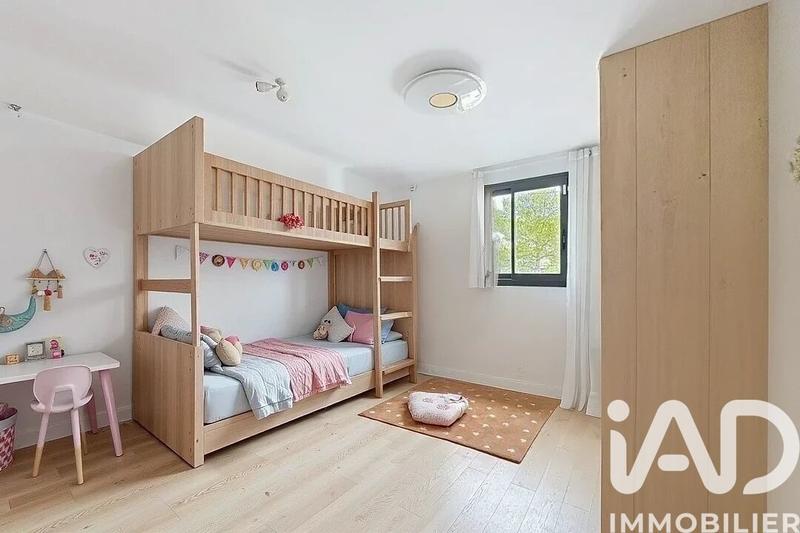 Maison - 142 m² - 6 pièces