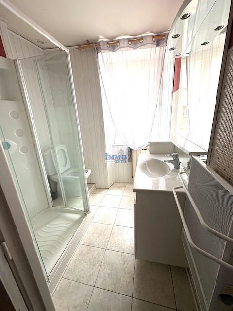 Maison - 91 m² - 7 pièces