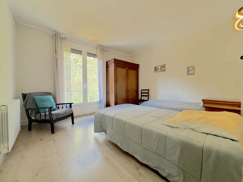 Maison - 92 m² - 5 pièces