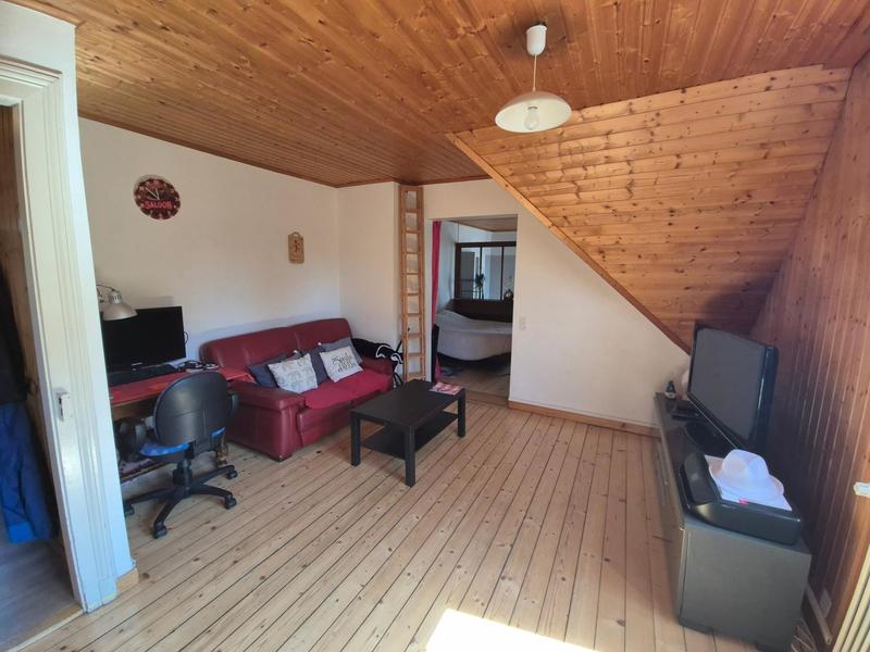 Maison - 166 m² - 8 pièces