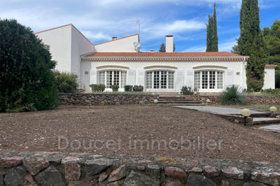 Maison - 350 m² - 9 pièces