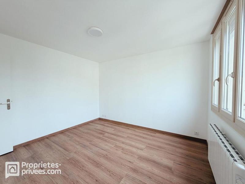 Maison - 99 m² - 5 pièces