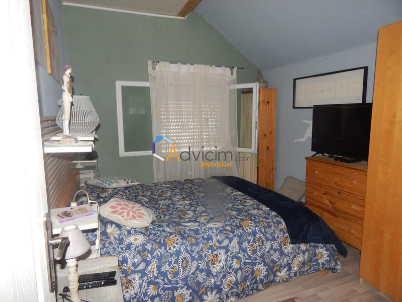 Maison traditionnelle - 149 m² - 7 pièces