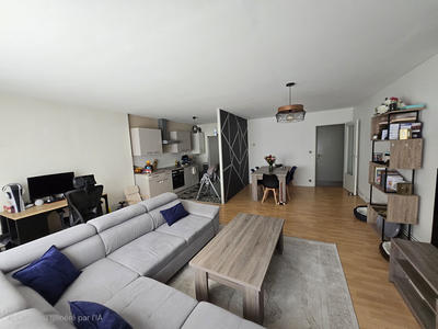 Appartement - 84 m² - 4 pièces