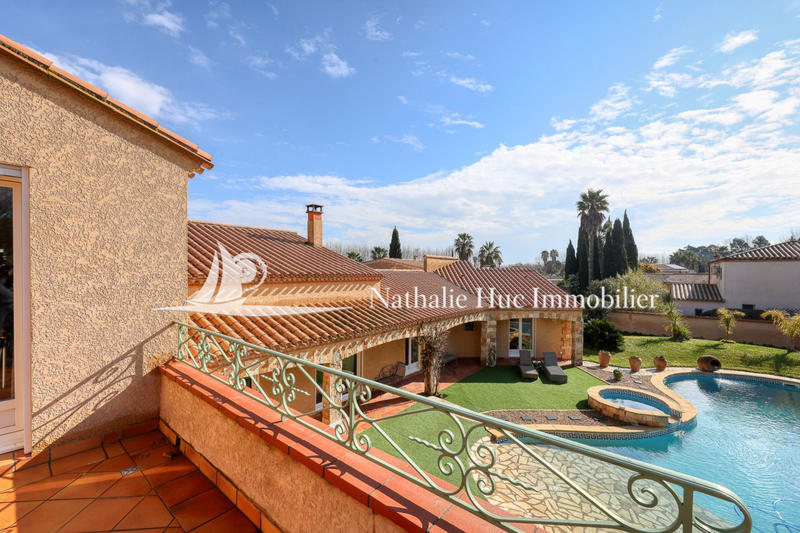 Propriété - 276 m²