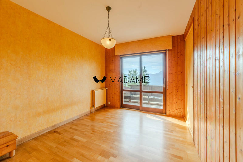 Maison - 200 m² - 8 pièces