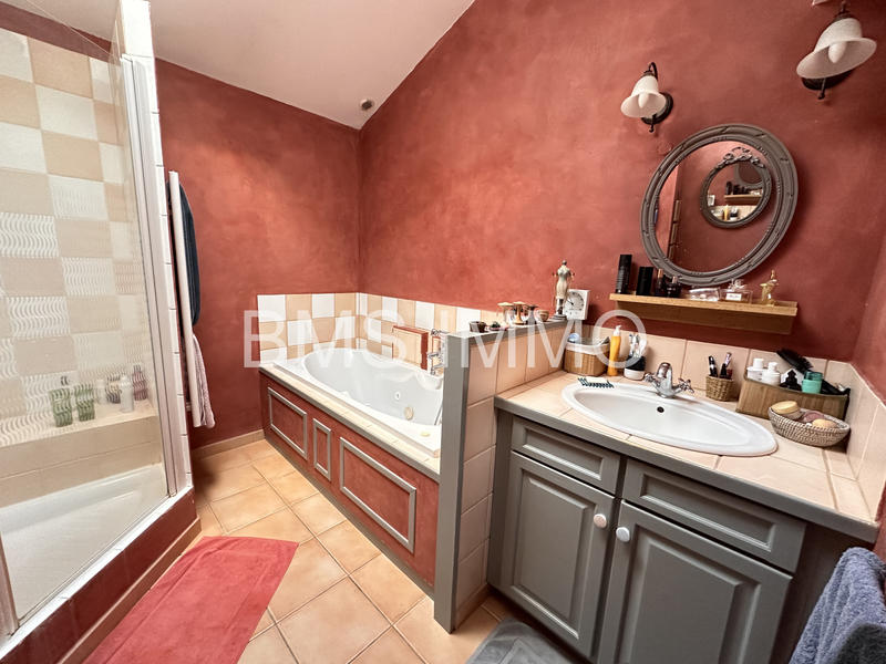 Maison - 162 m² - 6 pièces