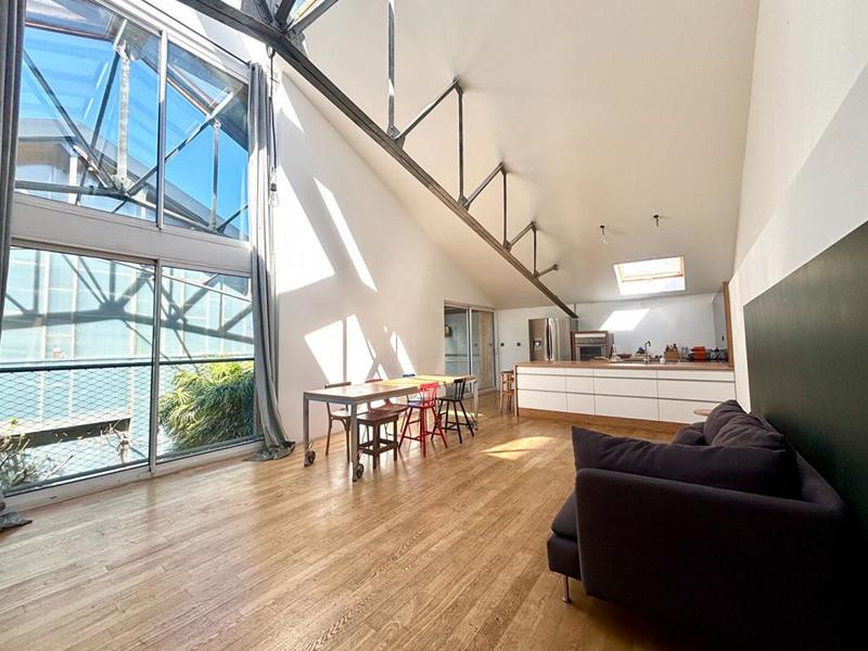 Local commercial - 352 m² - 6 pièces