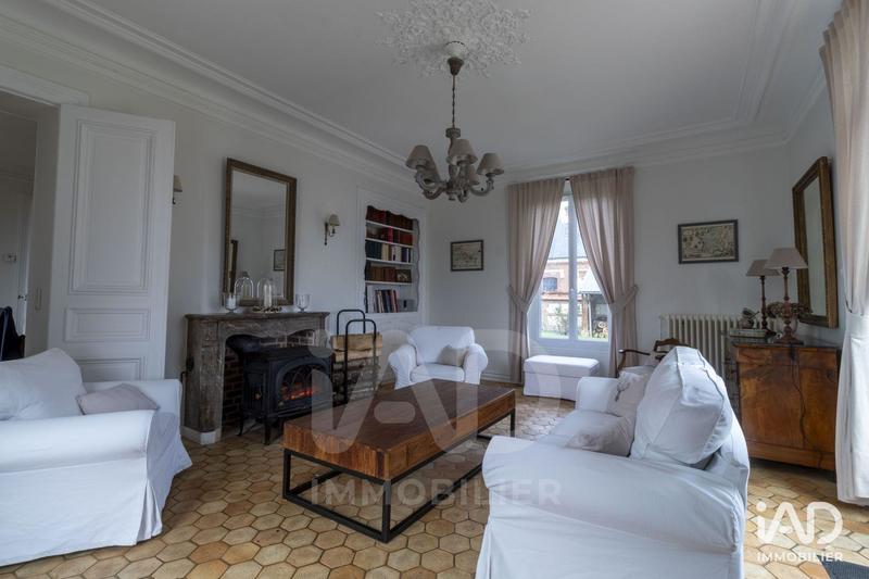 Maison - 283 m² - 12 pièces