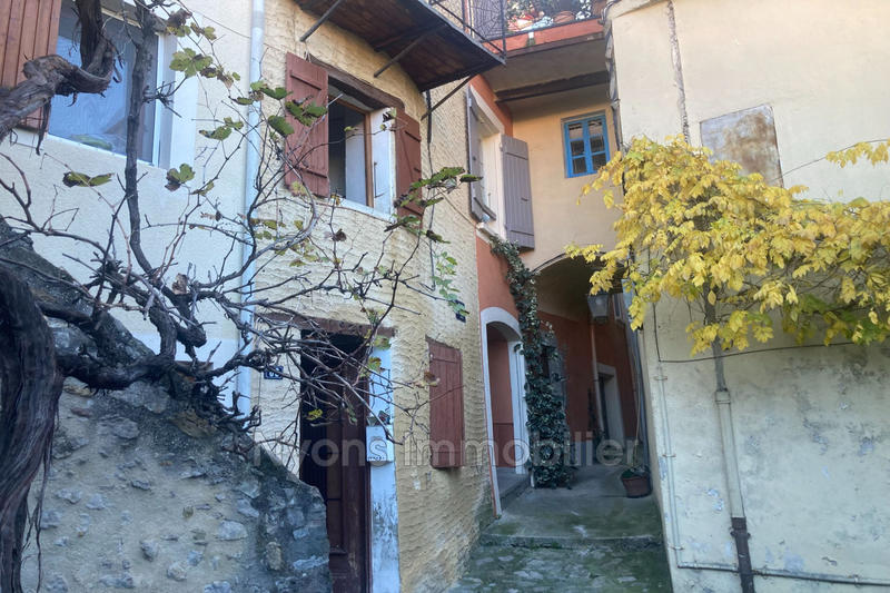 Maison de village - 85 m² - 5 pièces