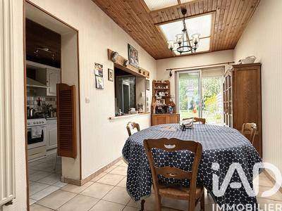 Maison - 111 m² - 5 pièces