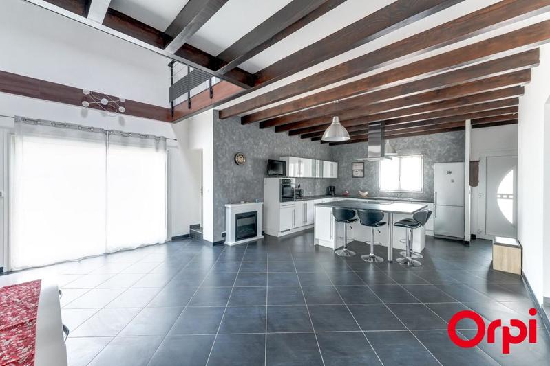 Maison - 182 m² - 5 pièces