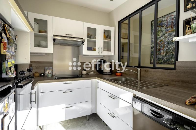 Villa - 226 m² - 7 pièces