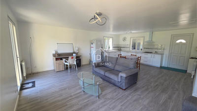 Maison - 111 m² - 4 pièces