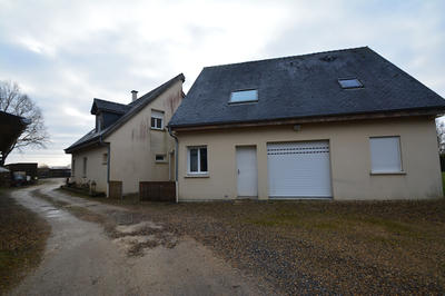 Maison - 250 m² - 10 pièces