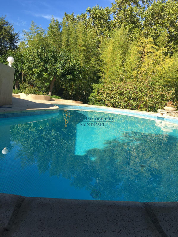 Maison traditionnelle - 135 m² - 5 pièces