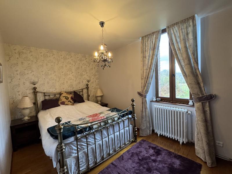 Maison ancienne - 450 m² - 12 pièces